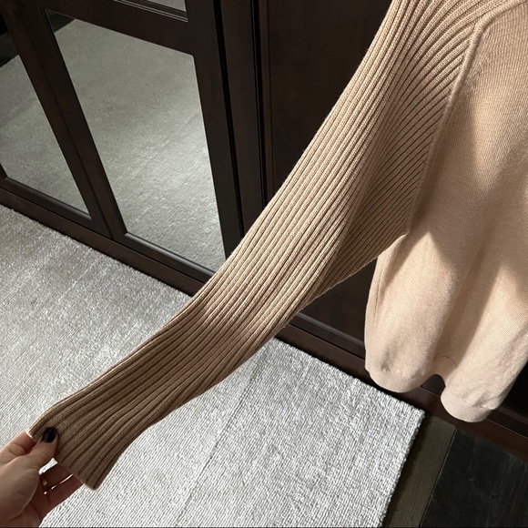Club Monaco camel sweater dress - Picture 4 of 10